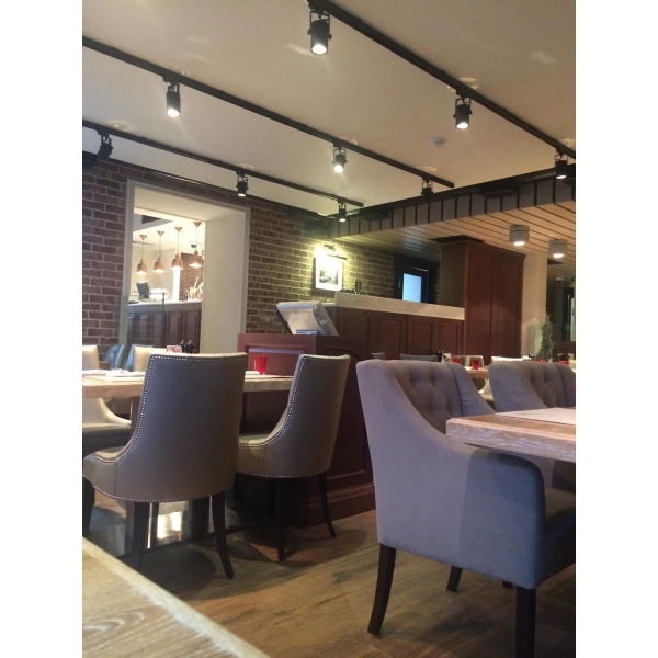 Ресторанный сервис бронирования столиков menu-rest.com - Интерьер ресторана "The Square"