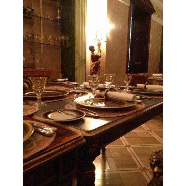 Ресторанный сервис бронирования столиков menu-rest.com - Интерьер ресторана "Мезонин"