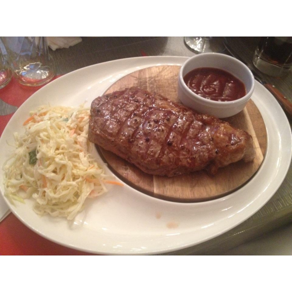 Ресторанный сервис бронирования столиков menu-rest.com - Интерьер ресторана "BullHouse"