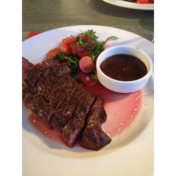 Ресторанный сервис бронирования столиков menu-rest.com - Интерьер ресторана "BullHouse"