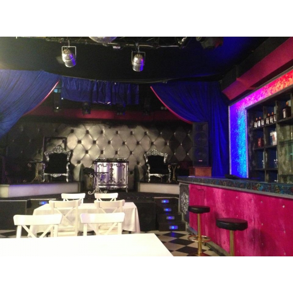 Ресторанный сервис бронирования столиков menu-rest.com - Интерьер ресторана "Cava"