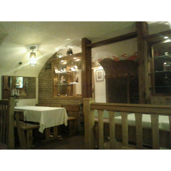 Ресторанный сервис бронирования столиков menu-rest.com - Интерьер ресторана "Колесо"