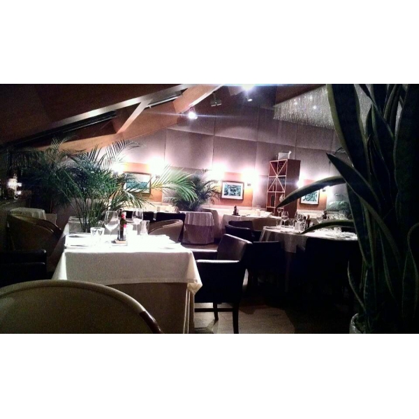 Ресторанный сервис бронирования столиков menu-rest.com - Интерьер ресторана "Luce"