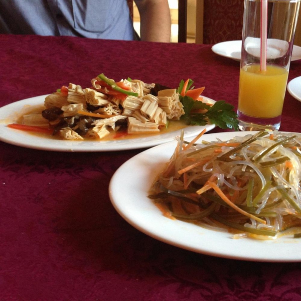 Ресторанный сервис бронирования столиков menu-rest.com - Интерьер ресторана "Хуа Жен"