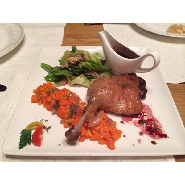 Ресторанный сервис бронирования столиков menu-rest.com - Интерьер ресторана "Комарово"