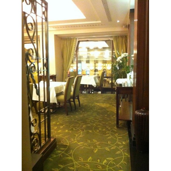 Ресторанный сервис бронирования столиков menu-rest.com - Интерьер ресторана "Империал"