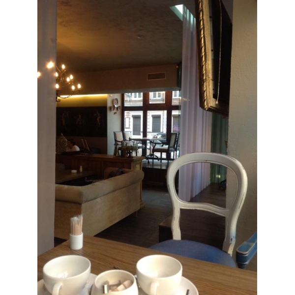 Ресторанный сервис бронирования столиков menu-rest.com - Интерьер ресторана "Alt Sherbet"