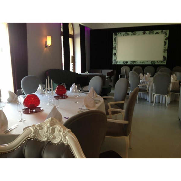 Ресторанный сервис бронирования столиков menu-rest.com - Интерьер ресторана "Angle Vert"