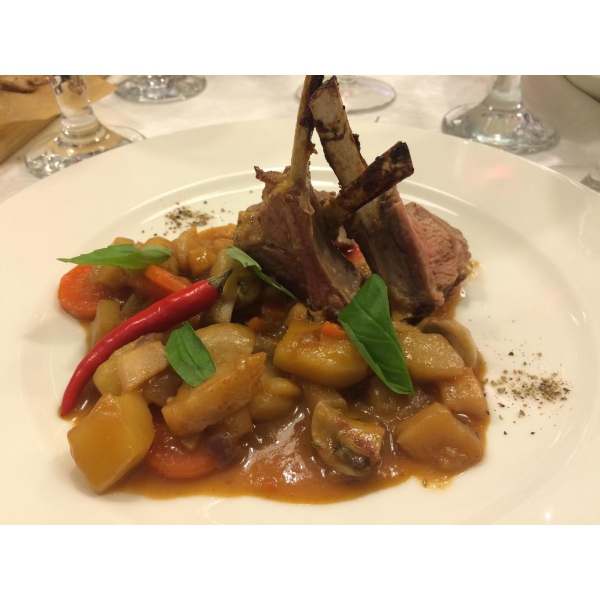 Ресторанный сервис бронирования столиков menu-rest.com - Интерьер ресторана "На Кухне"