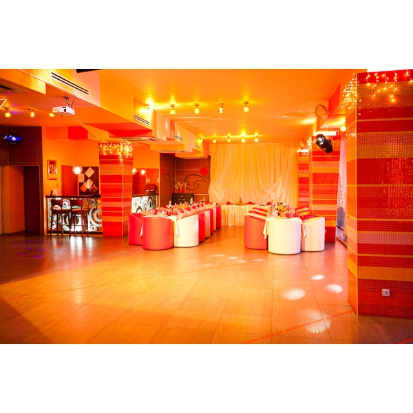 Ресторанный сервис бронирования столиков menu-rest.com - Интерьер ресторана "Карамель"