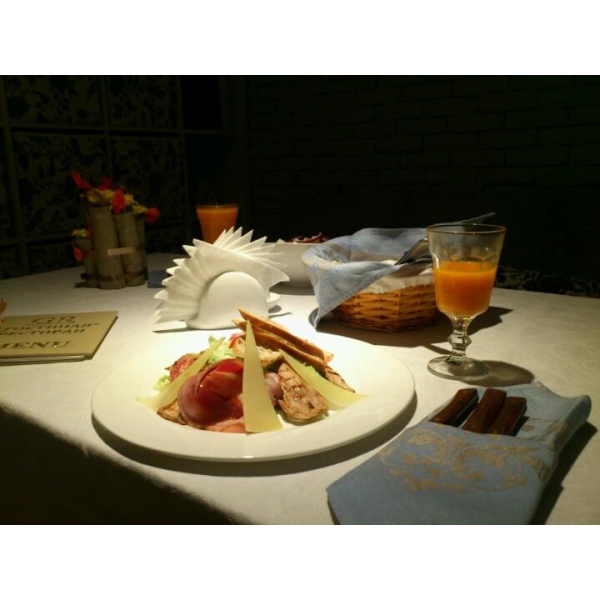 Ресторанный сервис бронирования столиков menu-rest.com - Интерьер ресторана "GR Гостиная"