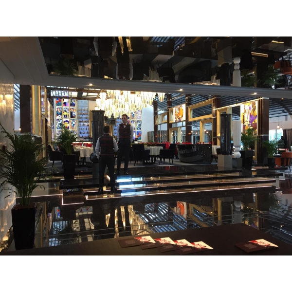 Ресторанный сервис бронирования столиков menu-rest.com - Интерьер ресторана "Блок"