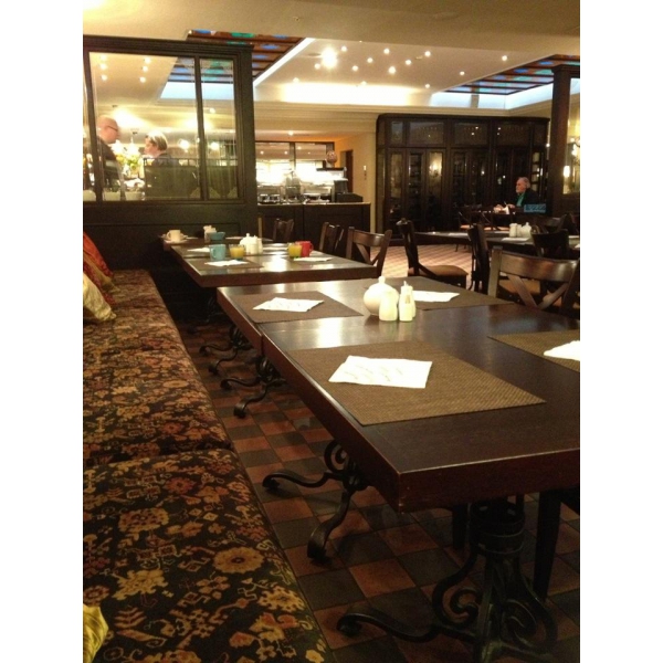 Ресторанный сервис бронирования столиков menu-rest.com - Интерьер ресторана "Repin Lounge"