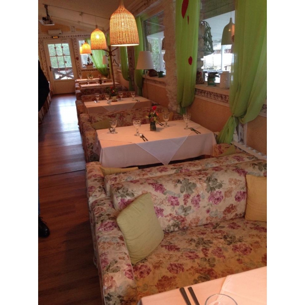 Ресторанный сервис бронирования столиков menu-rest.com - Интерьер ресторана "Черемша"