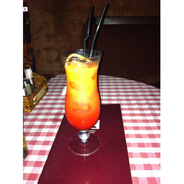 Ресторанный сервис бронирования столиков menu-rest.com - Интерьер ресторана "Mama Roma"