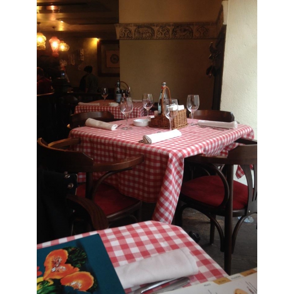 Ресторанный сервис бронирования столиков menu-rest.com - Интерьер ресторана "Mama Roma"