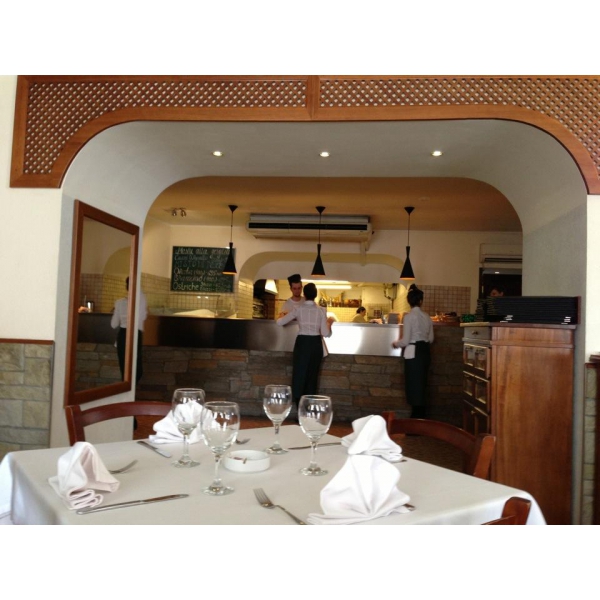 Ресторанный сервис бронирования столиков menu-rest.com - Интерьер ресторана "Da Albertone"