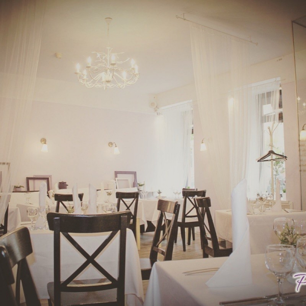 Ресторанный сервис бронирования столиков menu-rest.com - Интерьер ресторана "Розмарин"