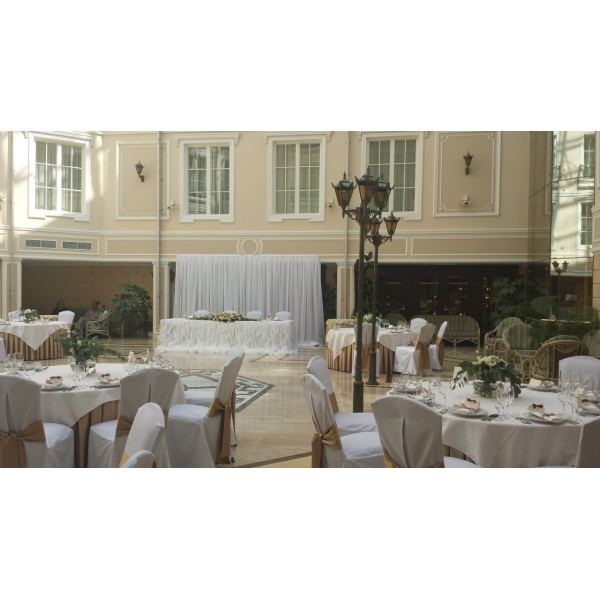 Ресторанный сервис бронирования столиков menu-rest.com - Интерьер ресторана "Версаль"