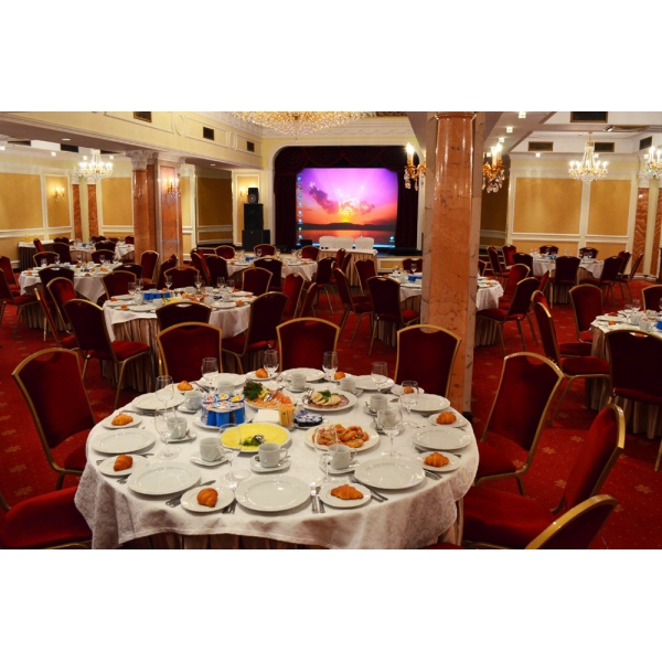 Ресторанный сервис бронирования столиков menu-rest.com - Интерьер ресторана "Версаль"