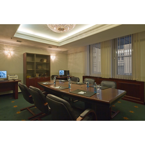 Ресторанный сервис бронирования столиков menu-rest.com - Интерьер ресторана "Версаль"