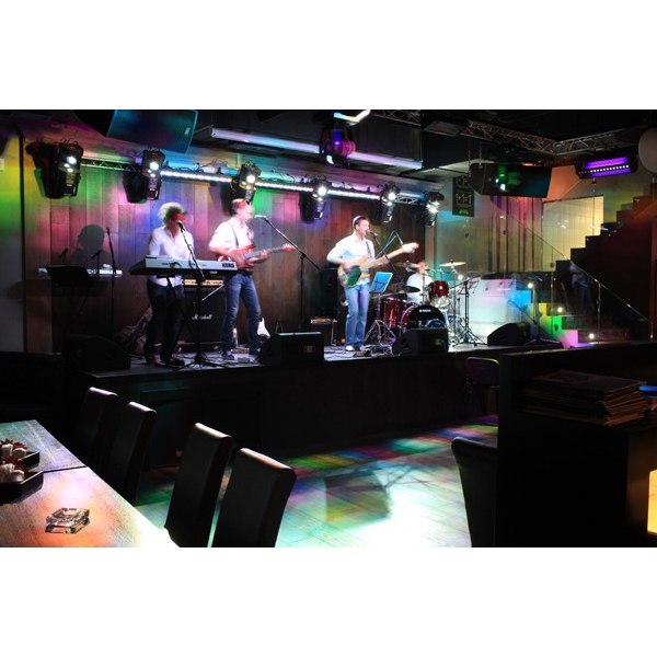 Ресторанный сервис бронирования столиков menu-rest.com - Интерьер ресторана "Бирстайн"