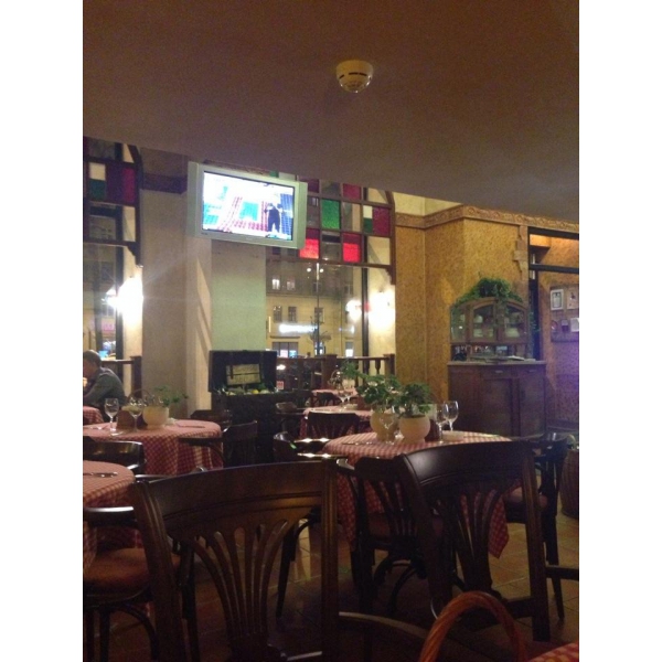 Ресторанный сервис бронирования столиков menu-rest.com - Интерьер ресторана "Mama Roma"