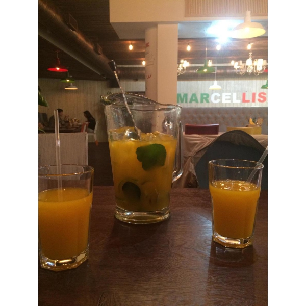 Ресторанный сервис бронирования столиков menu-rest.com - Интерьер ресторана "Марчелли`s"