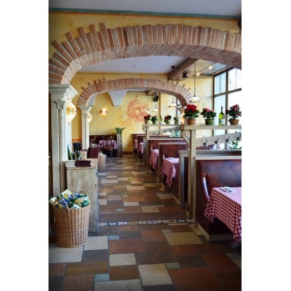 Ресторанный сервис бронирования столиков menu-rest.com - Интерьер ресторана "Mama Roma"