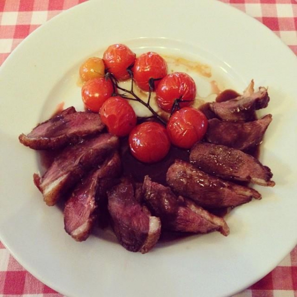 Ресторанный сервис бронирования столиков menu-rest.com - Интерьер ресторана "Mama Roma"