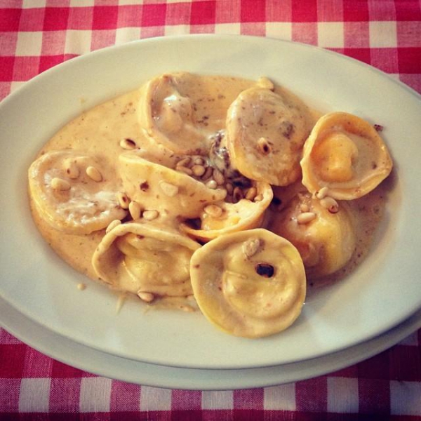 Ресторанный сервис бронирования столиков menu-rest.com - Интерьер ресторана "Mama Roma"