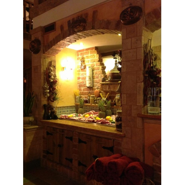 Ресторанный сервис бронирования столиков menu-rest.com - Интерьер ресторана "Mama Roma"