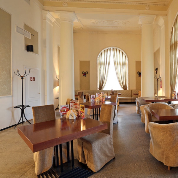 Ресторанный сервис бронирования столиков menu-rest.com - Интерьер ресторана "Евразия"