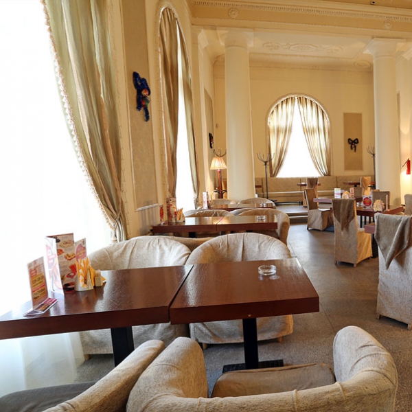 Ресторанный сервис бронирования столиков menu-rest.com - Интерьер ресторана "Евразия"