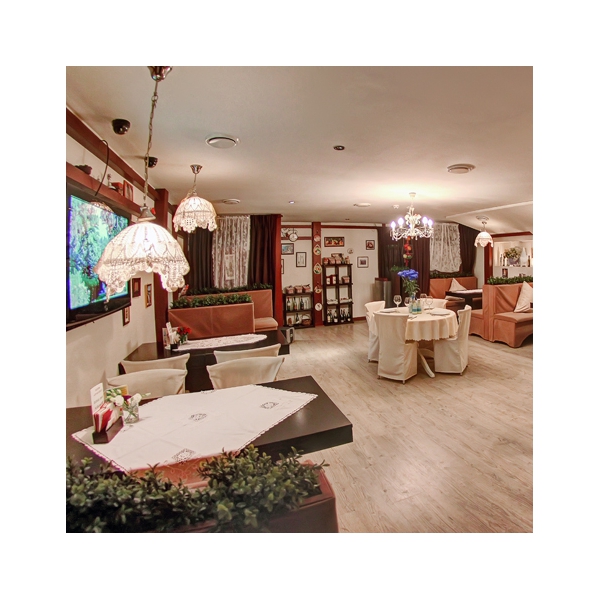 Ресторанный сервис бронирования столиков menu-rest.com - Интерьер ресторана "LA MIA FIRENZE (МОЯ ФЛОРЕНЦИЯ)"