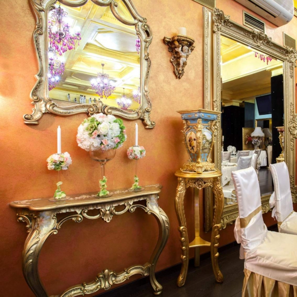 Ресторанный сервис бронирования столиков menu-rest.com - Интерьер ресторана "LE GLAMOUR (ЛЕ ГЛАМУР)"