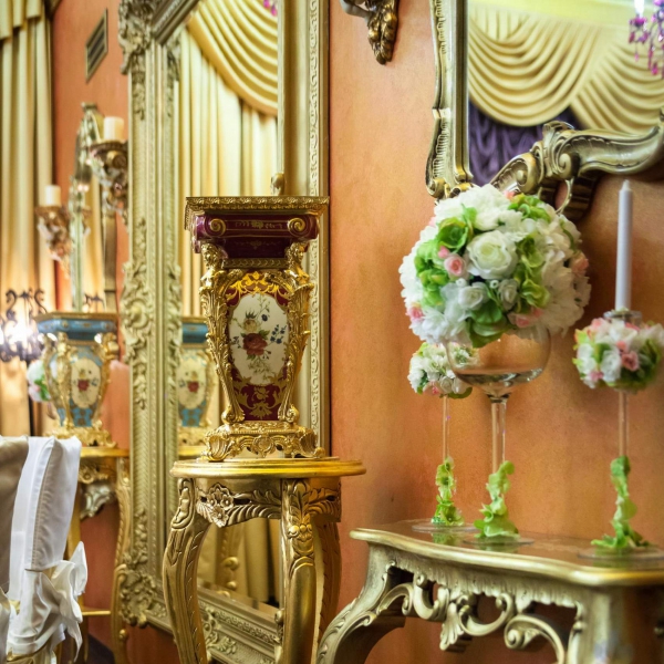 Ресторанный сервис бронирования столиков menu-rest.com - Интерьер ресторана "LE GLAMOUR (ЛЕ ГЛАМУР)"