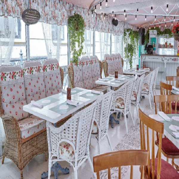 Ресторанный сервис бронирования столиков menu-rest.com - Интерьер ресторана "Катюша"