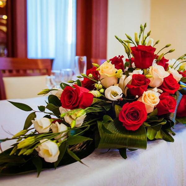 Ресторанный сервис бронирования столиков menu-rest.com - Интерьер ресторана "Ассамблея"