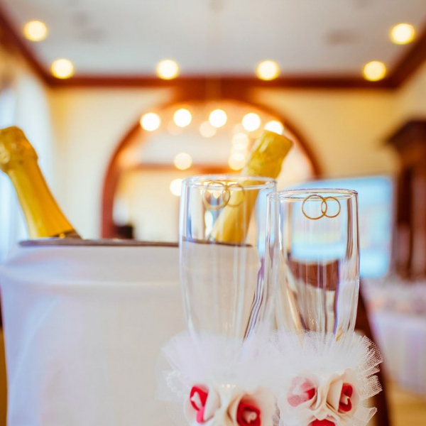 Ресторанный сервис бронирования столиков menu-rest.com - Интерьер ресторана "Ассамблея"