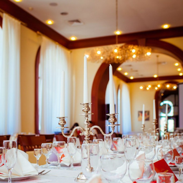 Ресторанный сервис бронирования столиков menu-rest.com - Интерьер ресторана "Ассамблея"
