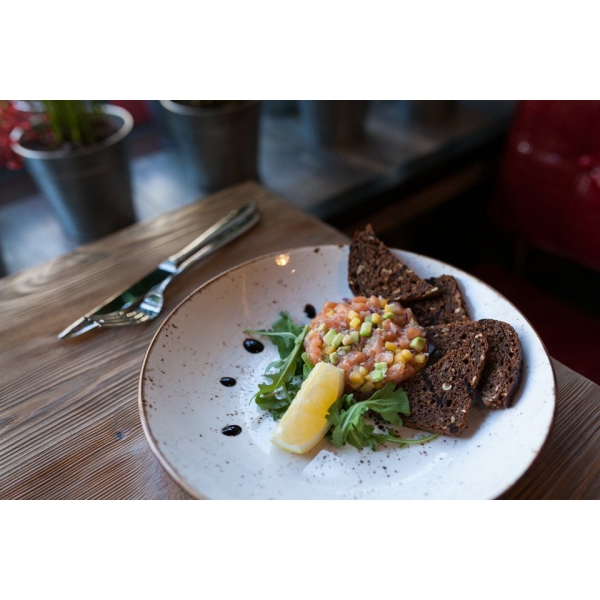 Ресторанный сервис бронирования столиков menu-rest.com - Интерьер ресторана "Ketch Up Burgers"