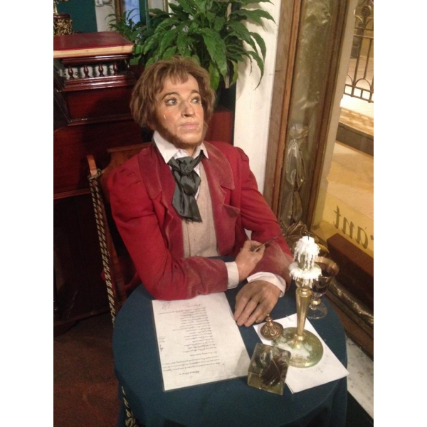 Ресторанный сервис бронирования столиков menu-rest.com - Интерьер ресторана "Литературное кафе"