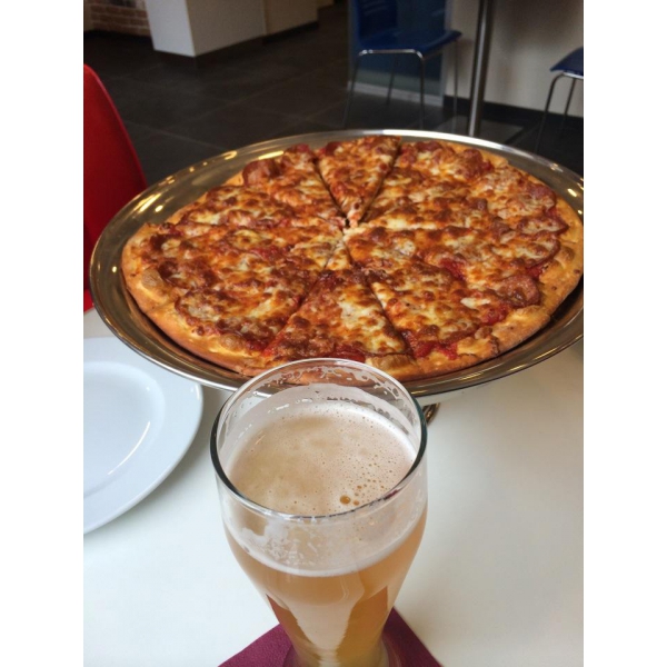 Ресторанный сервис бронирования столиков menu-rest.com - Интерьер ресторана "Ямм Пицца"