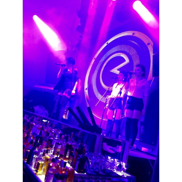 Ресторанный сервис бронирования столиков menu-rest.com - Интерьер ресторана "Pacman"