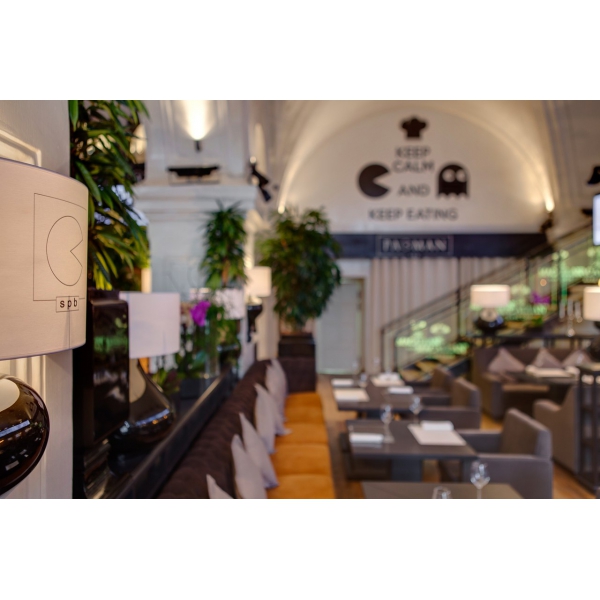 Ресторанный сервис бронирования столиков menu-rest.com - Интерьер ресторана "Pacman"