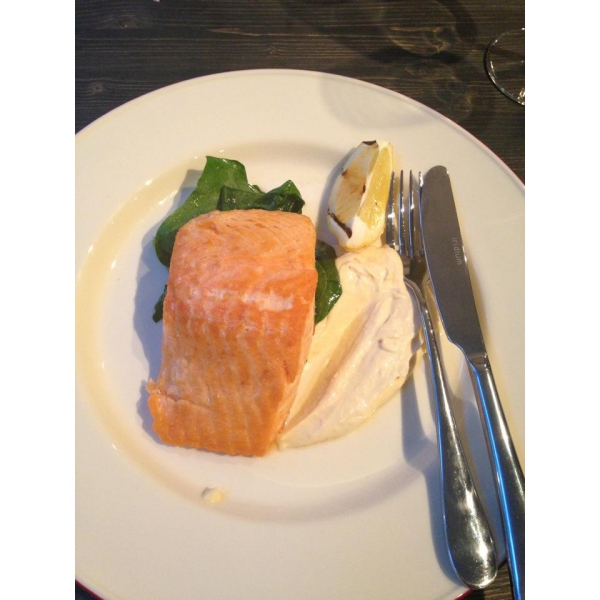 Ресторанный сервис бронирования столиков menu-rest.com - Интерьер ресторана "Red.Steak and Wine"