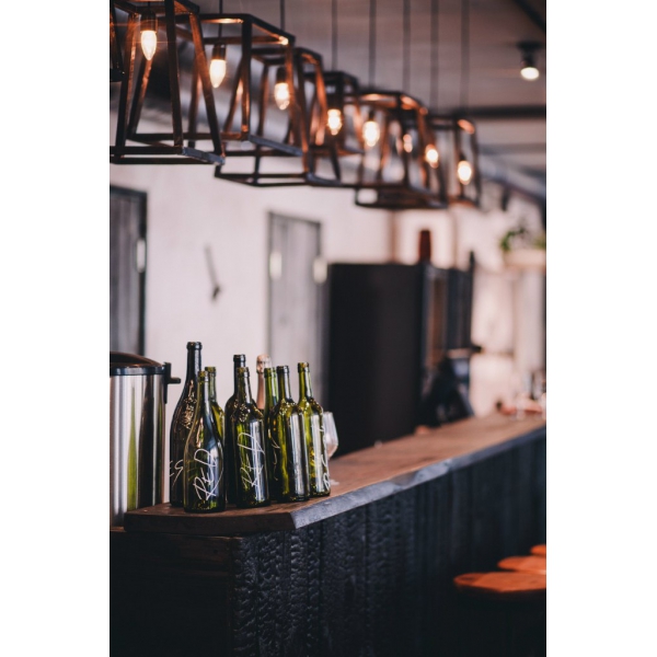 Ресторанный сервис бронирования столиков menu-rest.com - Интерьер ресторана "Red.Steak and Wine"