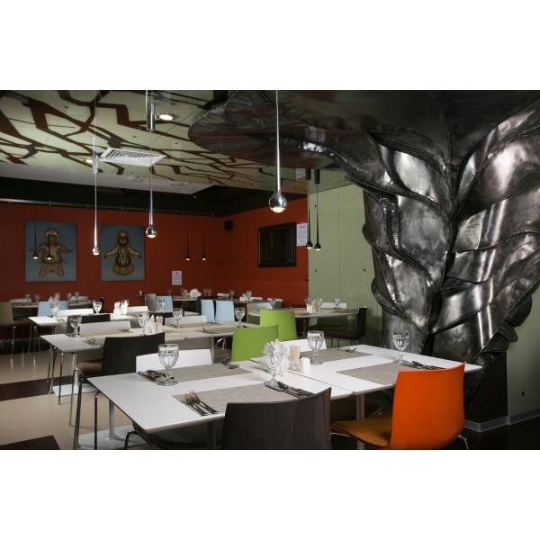 Ресторанный сервис бронирования столиков menu-rest.com - Интерьер ресторана "Erartacafe"