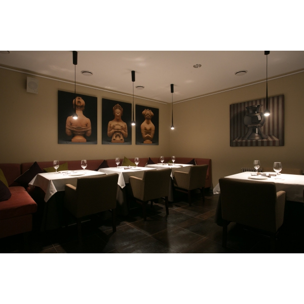 Ресторанный сервис бронирования столиков menu-rest.com - Интерьер ресторана "Erartacafe"